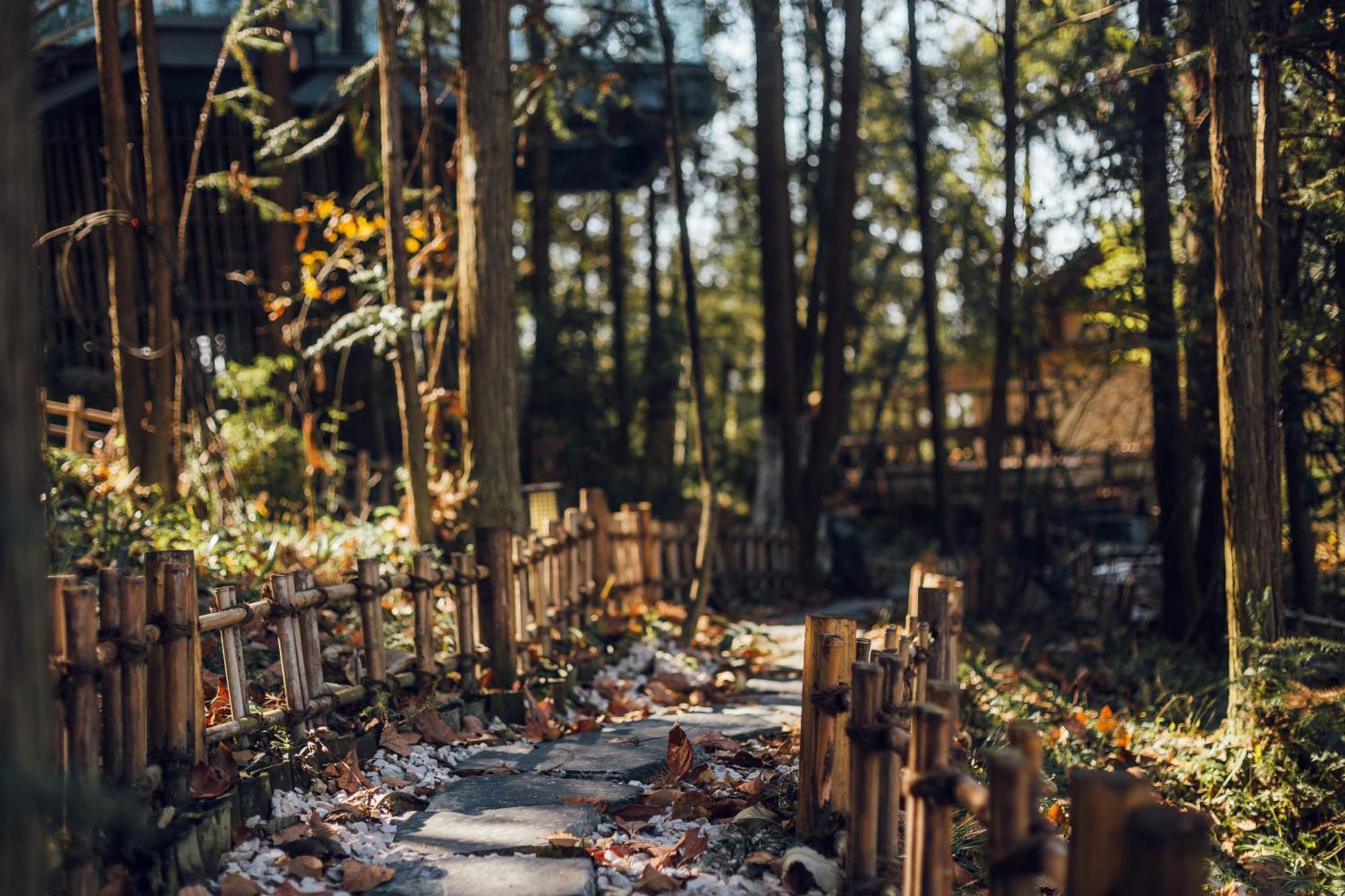 Zishan Eco Resort Zhangjiajie Exterior photo